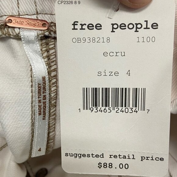 NWT Revolve Free People Cindy Utility Shorts Ecru Size 4 White Paperbag Waist - Picture 4 of 8